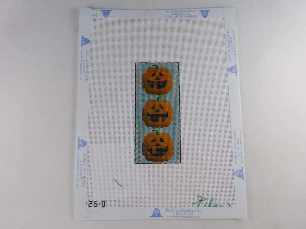 * Rebecca Wood Designs 025q Pumpkins