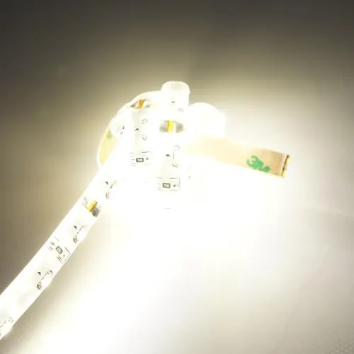 12V DC SMD335-600 High Density Side View Flexible LED Strips 120 LEDs Per Meter 8mm Wide LED Tape Light