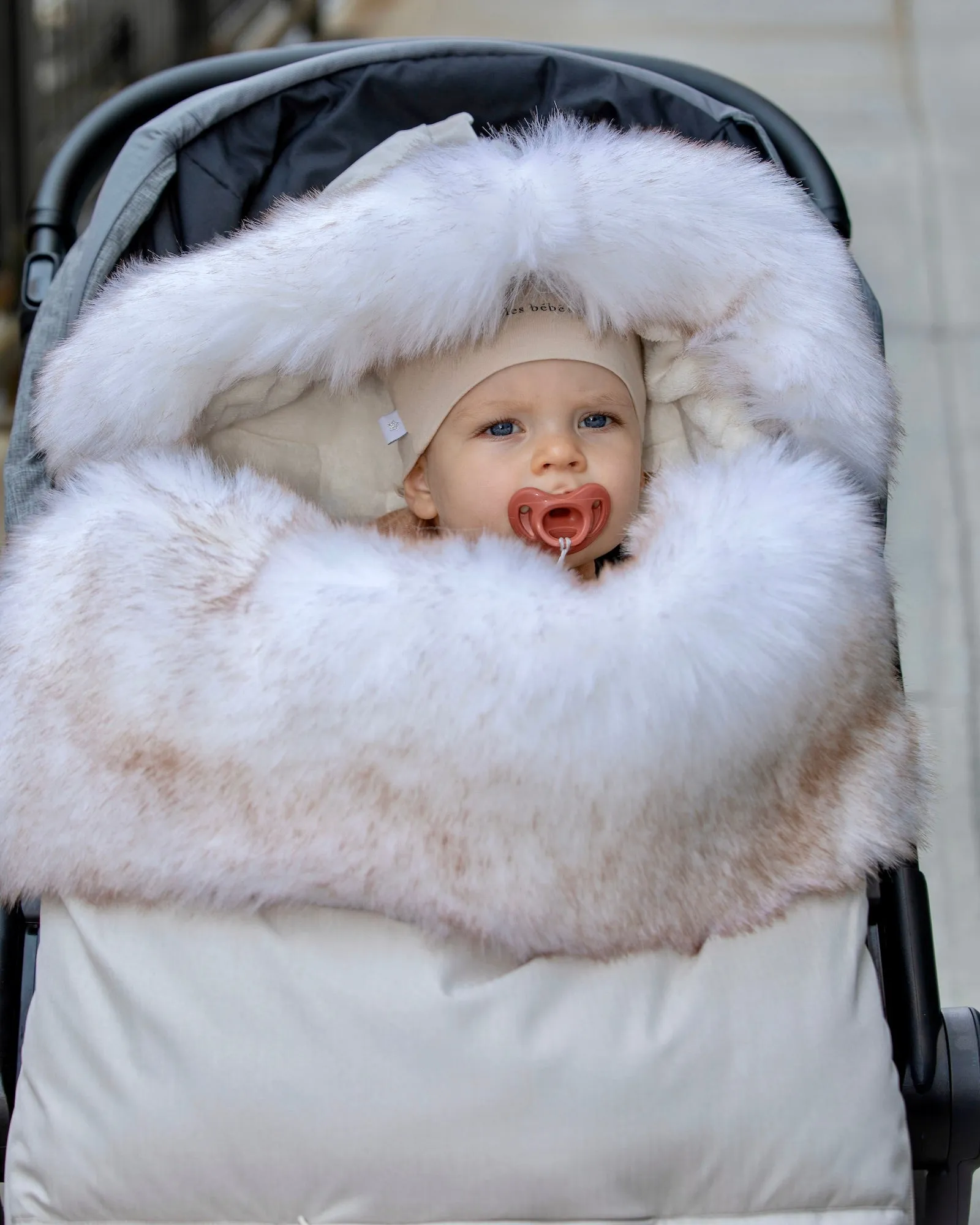 7AM Enfant PlushPOD - Tundra