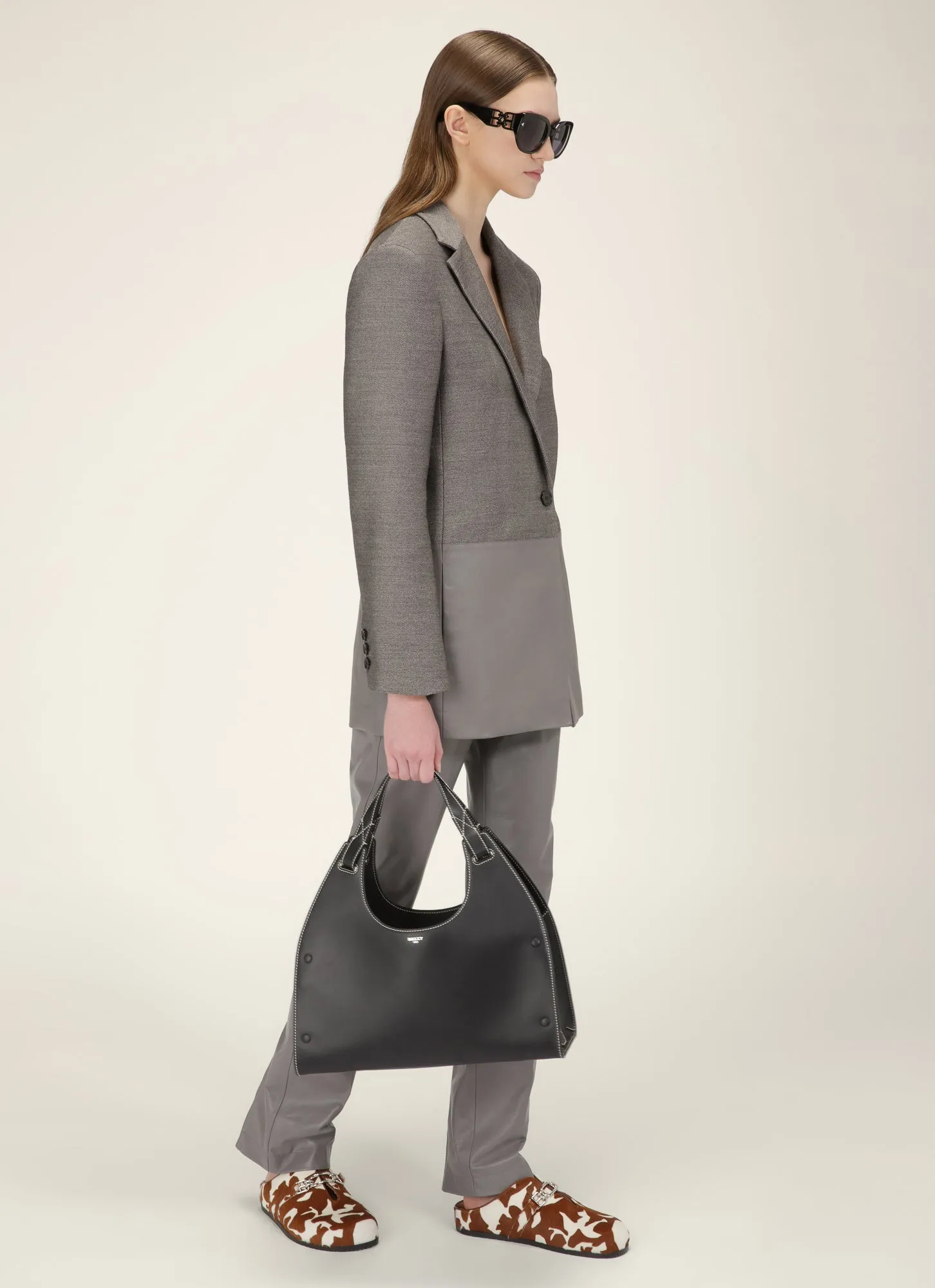 Ahres - Shoulder Bag