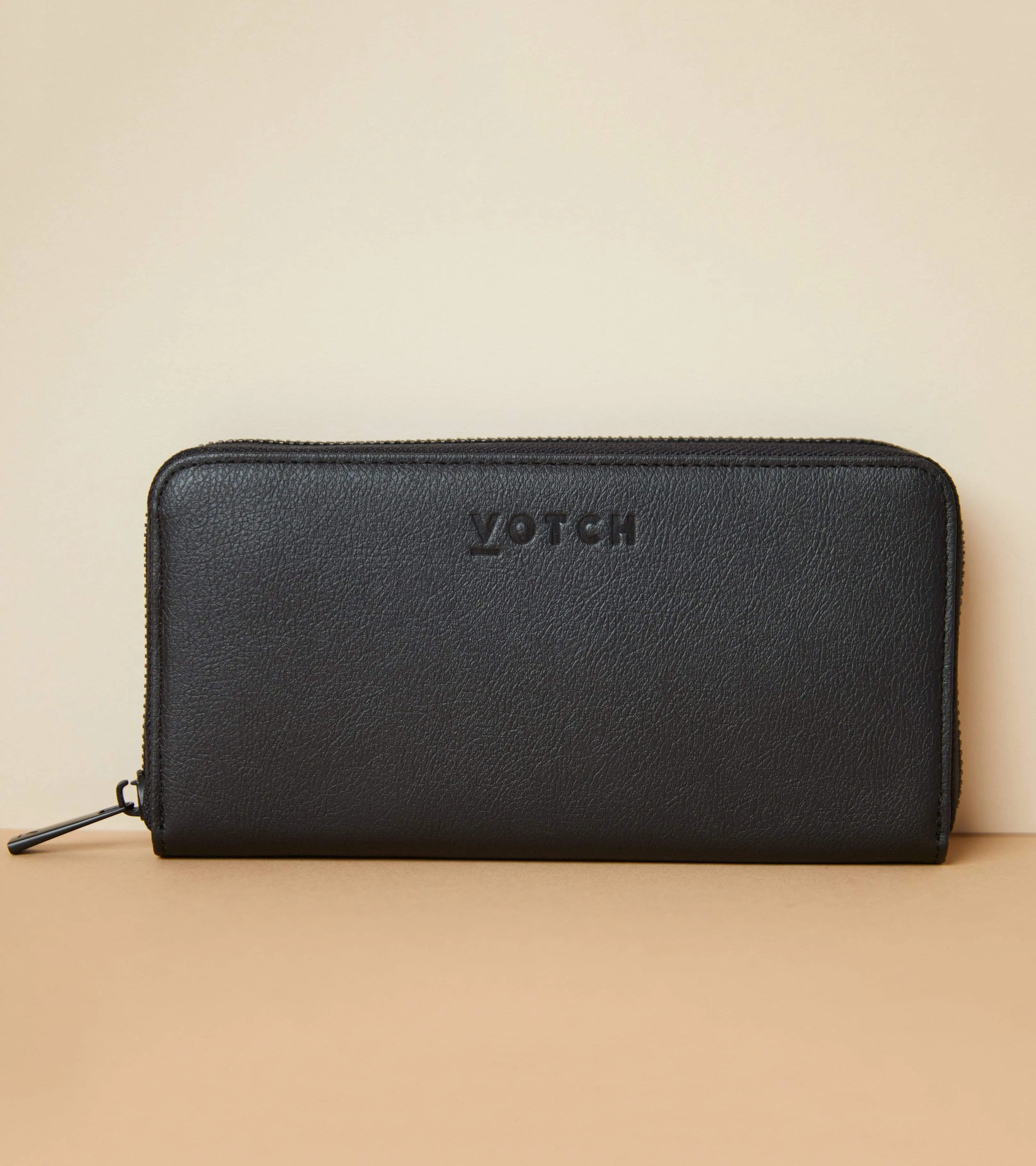 Classic Essentials Apple Leather Vegan Purse | Black