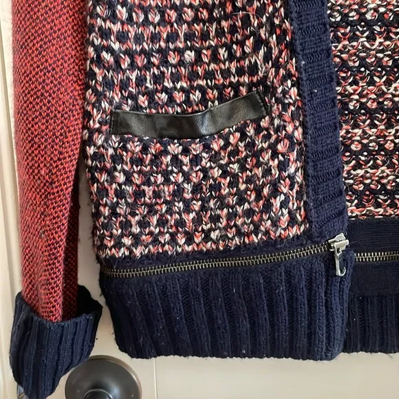 CLUB MONACO red and navy knit cardigan sweater.  S