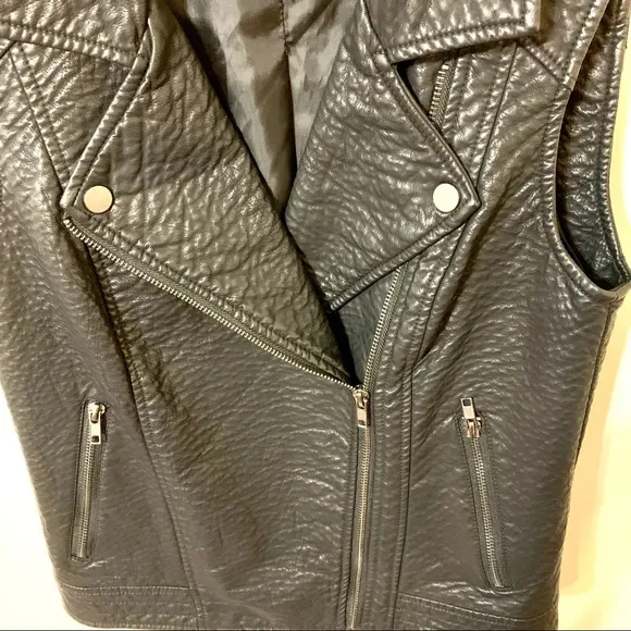 Cupcakes &amp; Cashmere Faux Leather Crossover Vest S