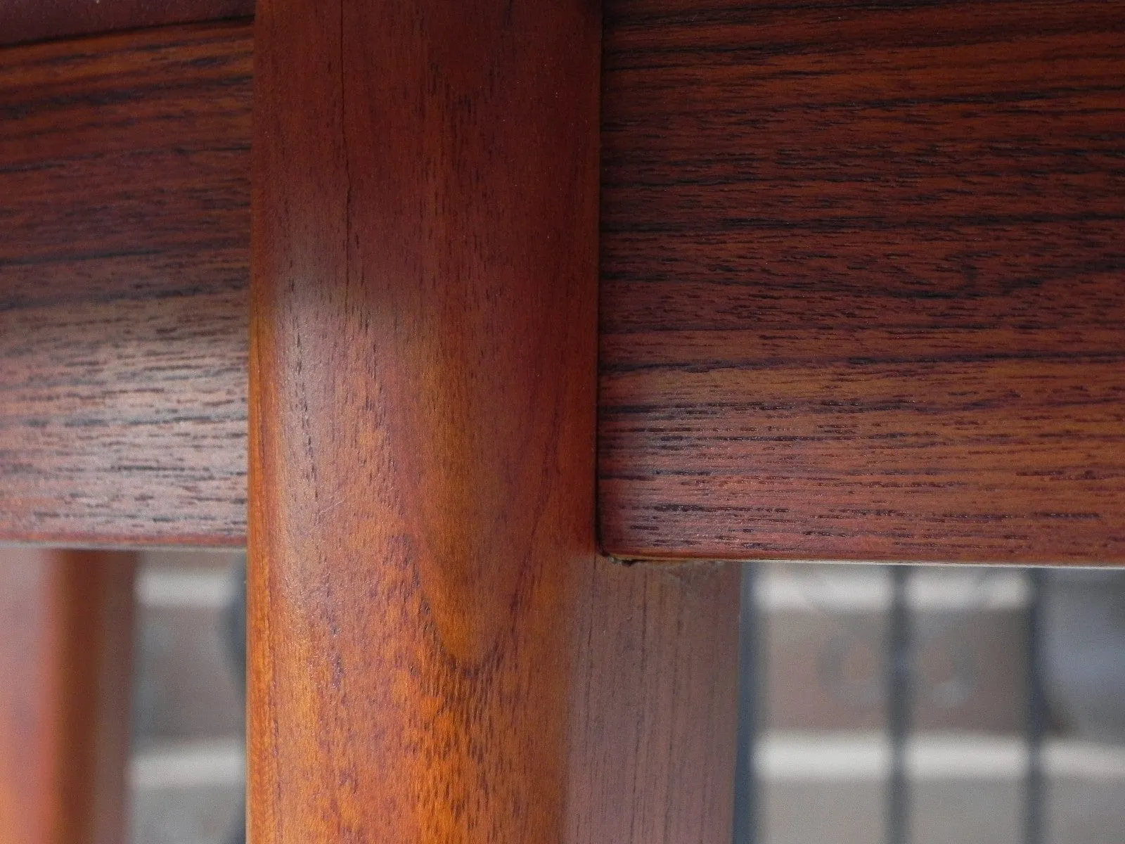 DANISH MODERN TEAK DINING SET, 100% RESTORED, 2 LEAVES & 4 REUPHOLSTERED CHAIRS