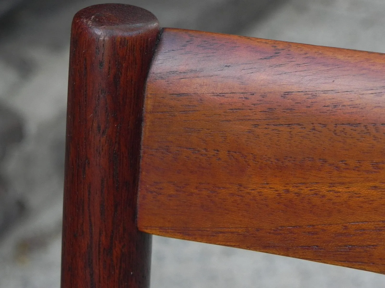 DANISH MODERN TEAK DINING SET, 100% RESTORED, 2 LEAVES & 4 REUPHOLSTERED CHAIRS