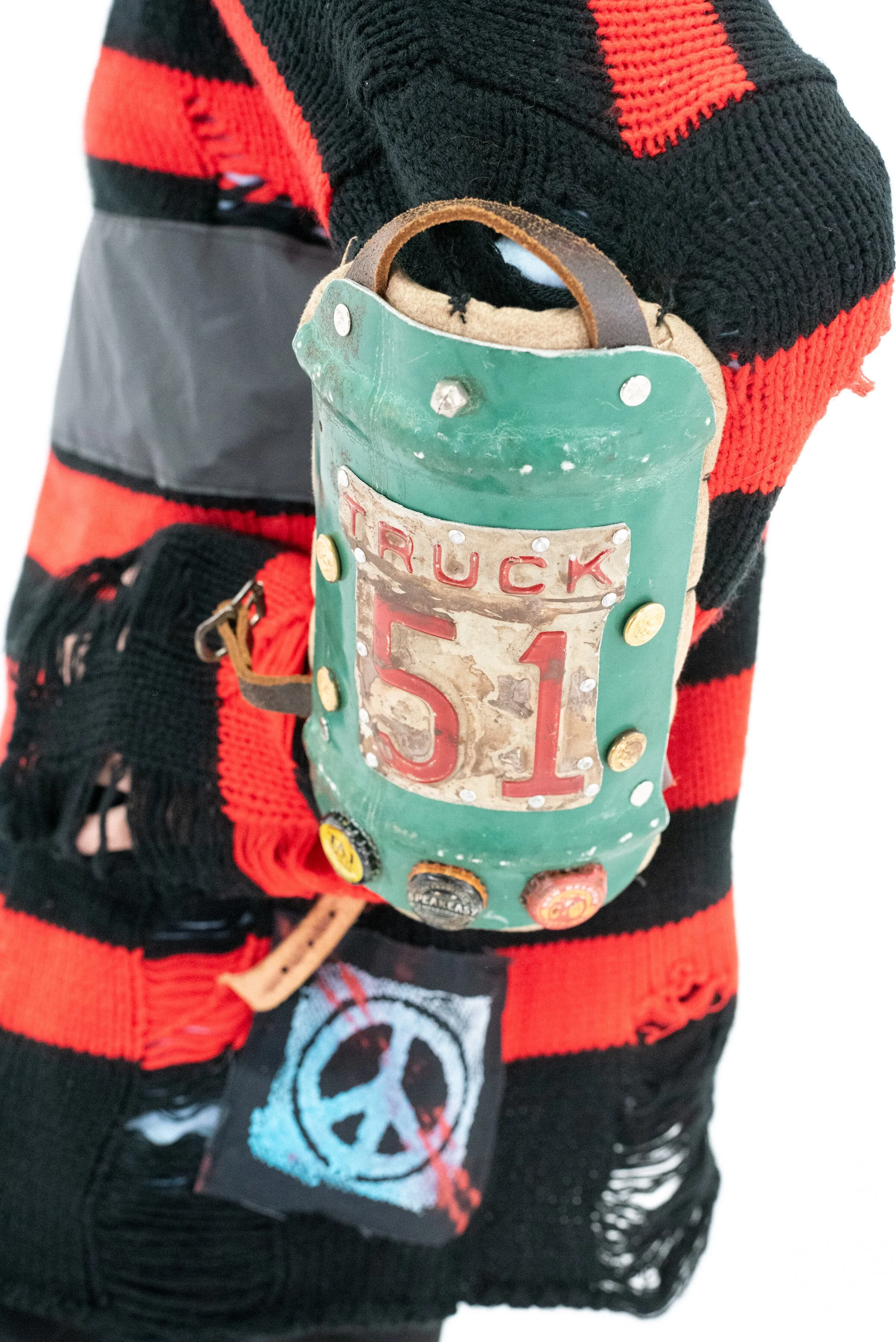 DEBRIS SWEATER