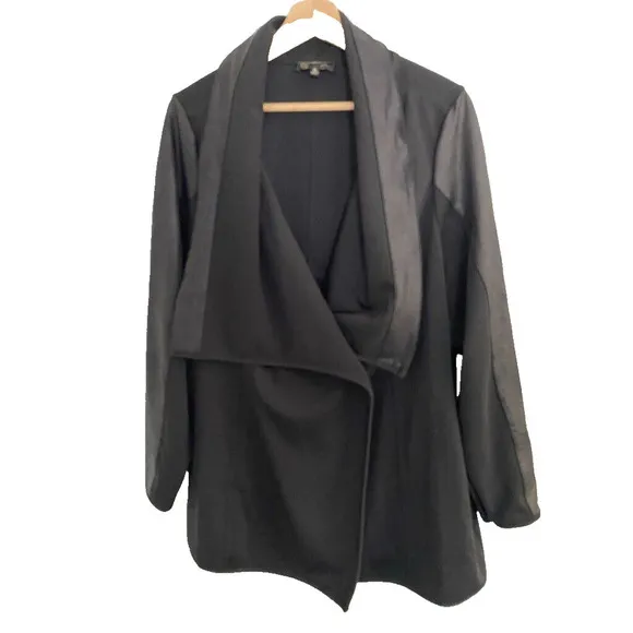 DG2 Diane Gilman- black long sleeve jacket &amp; faux leather trim- women's size 1X