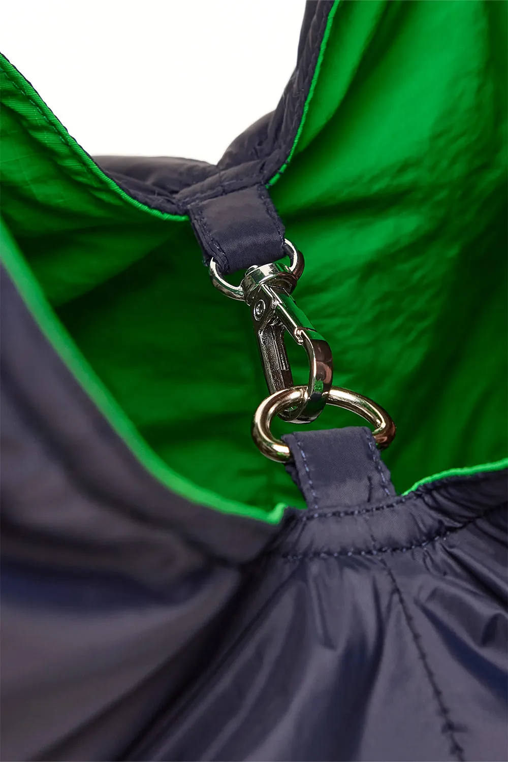 Hozon Bag, Captain
