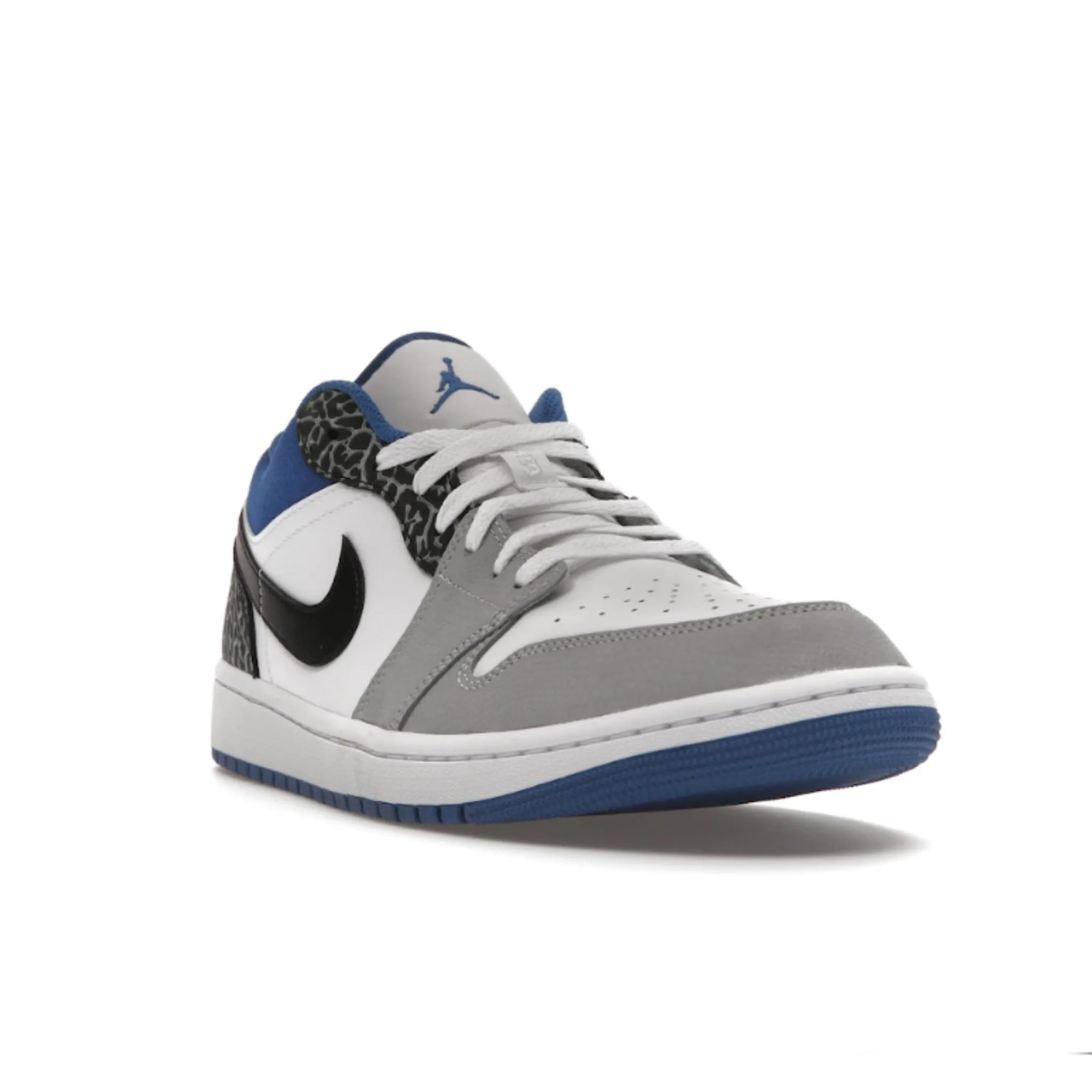 Jordan 1 Low SE True Blue