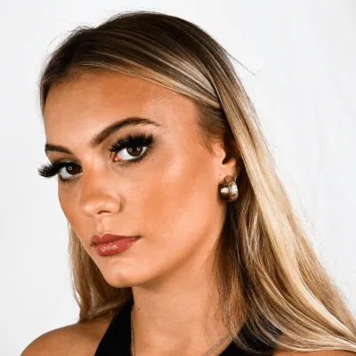 LB12 Mega Volume Strip Lashes