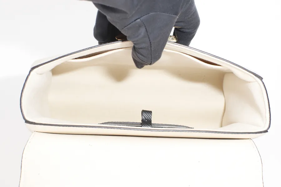 LOUIS VUITTON M53928 TWIST MM SIZE BEIGE JUNGLE PRINT EPI LEATHER GOLD HARDWARE WITH CHAIN