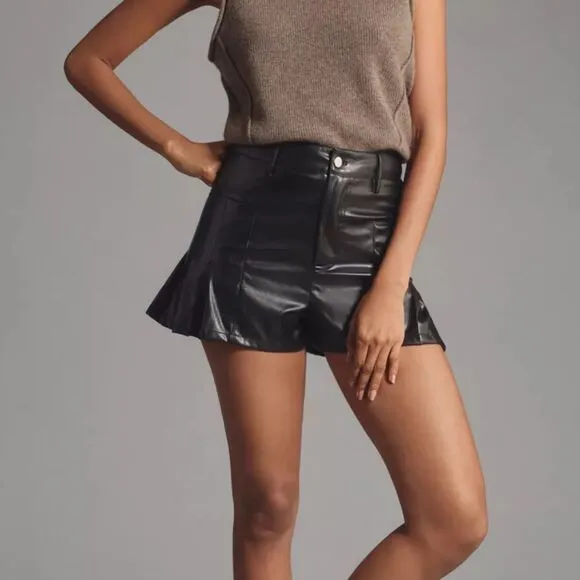 MABLE BY ANTHROPOLOGIE Faux Leather Skirty‎ Shorts Black Size Small NWT
