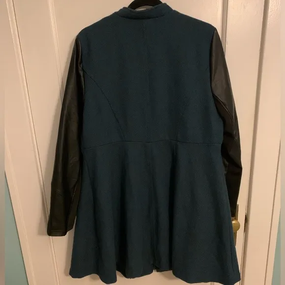 NWOT Torrid Military Zip-Front Coat, Teal and Black, women’s size 1 (14/16)