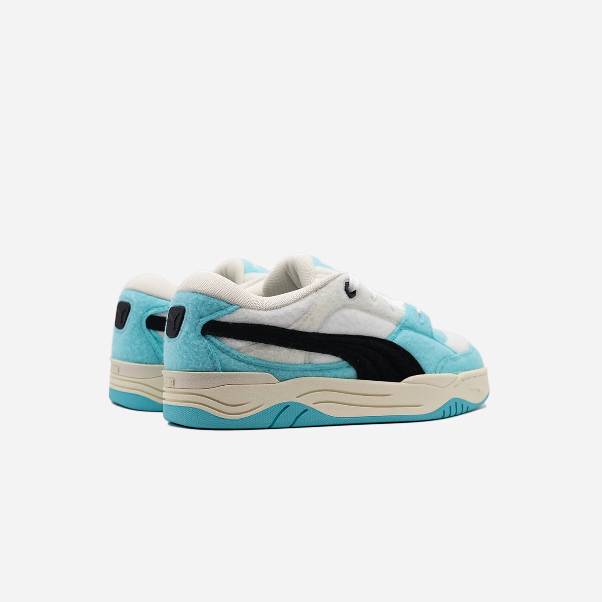 Puma 180 Felt 393221 02