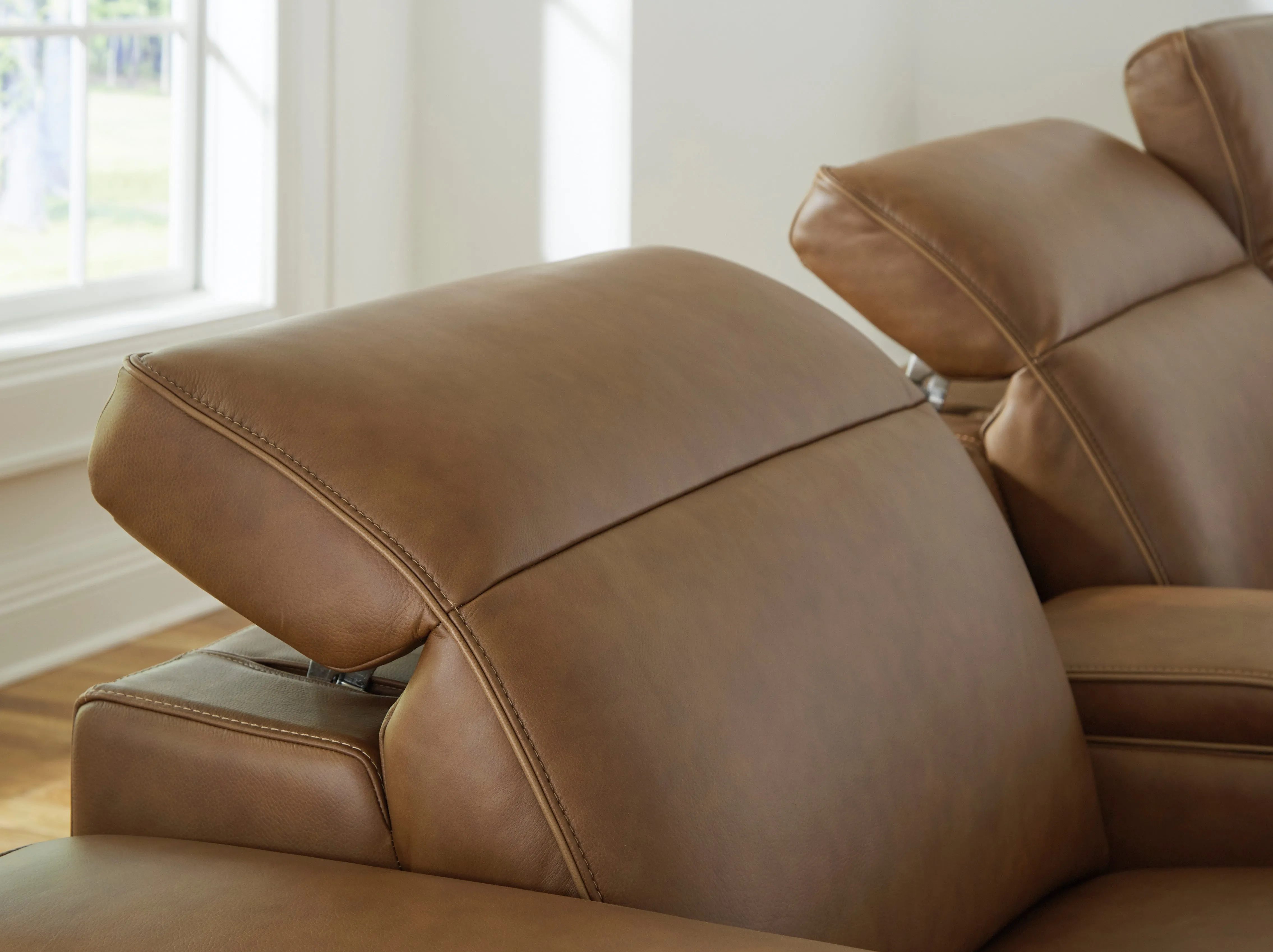 Rylee Leather LAF Recliner