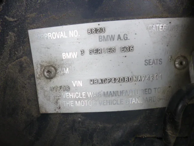 S2681 3' E36 Sedan 318i M43 AUTO 1998/03