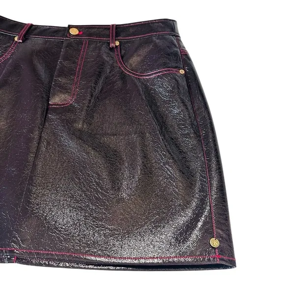 SCOTCH &amp; SODA FAUX LEATHER MINI SKIRT IN WINE SIZE LARGE