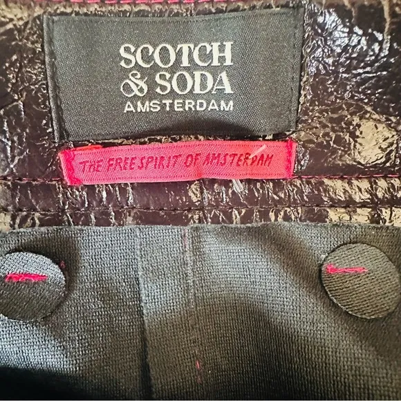 SCOTCH &amp; SODA FAUX LEATHER MINI SKIRT IN WINE SIZE LARGE