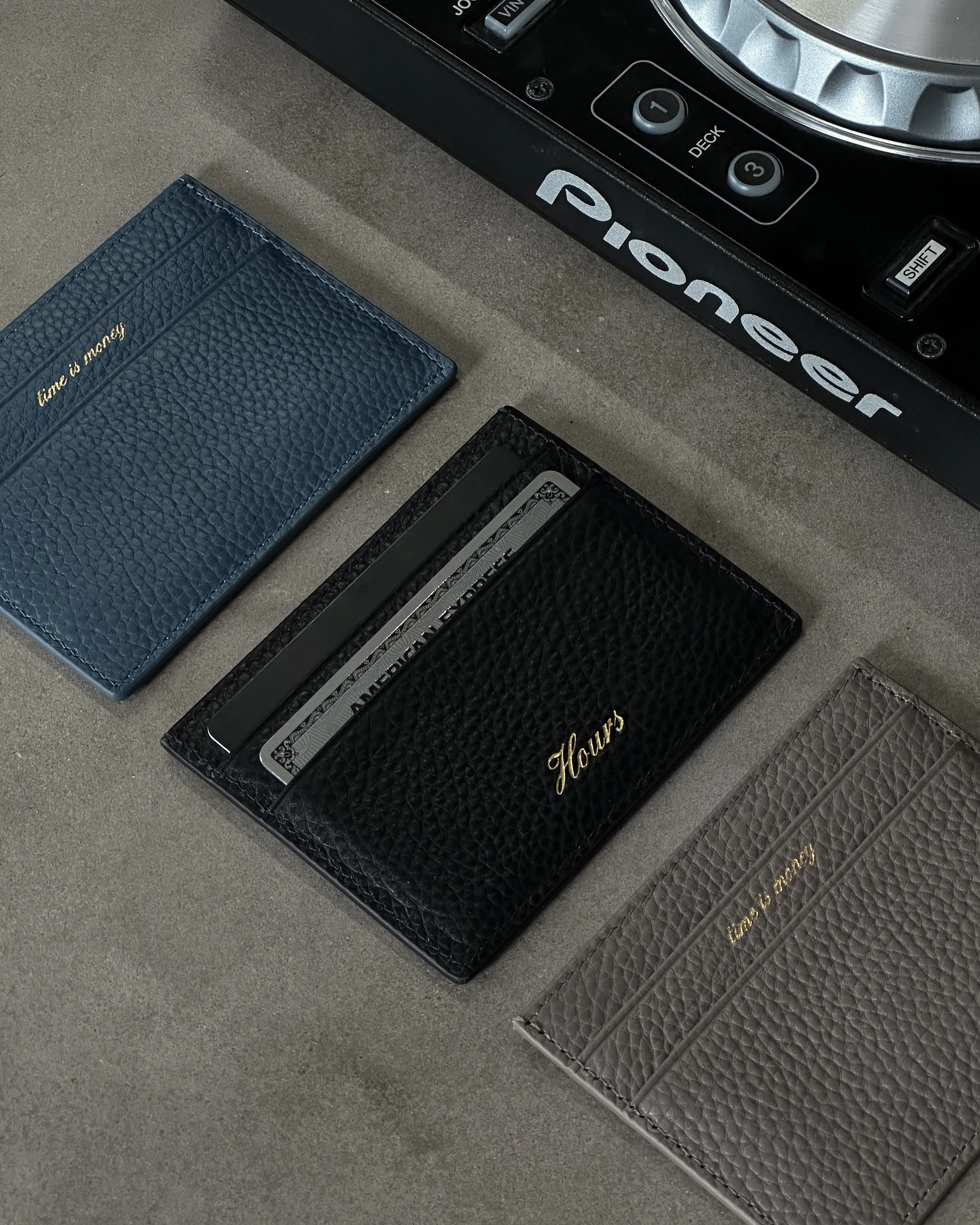 Signature Cardholder - Taupe