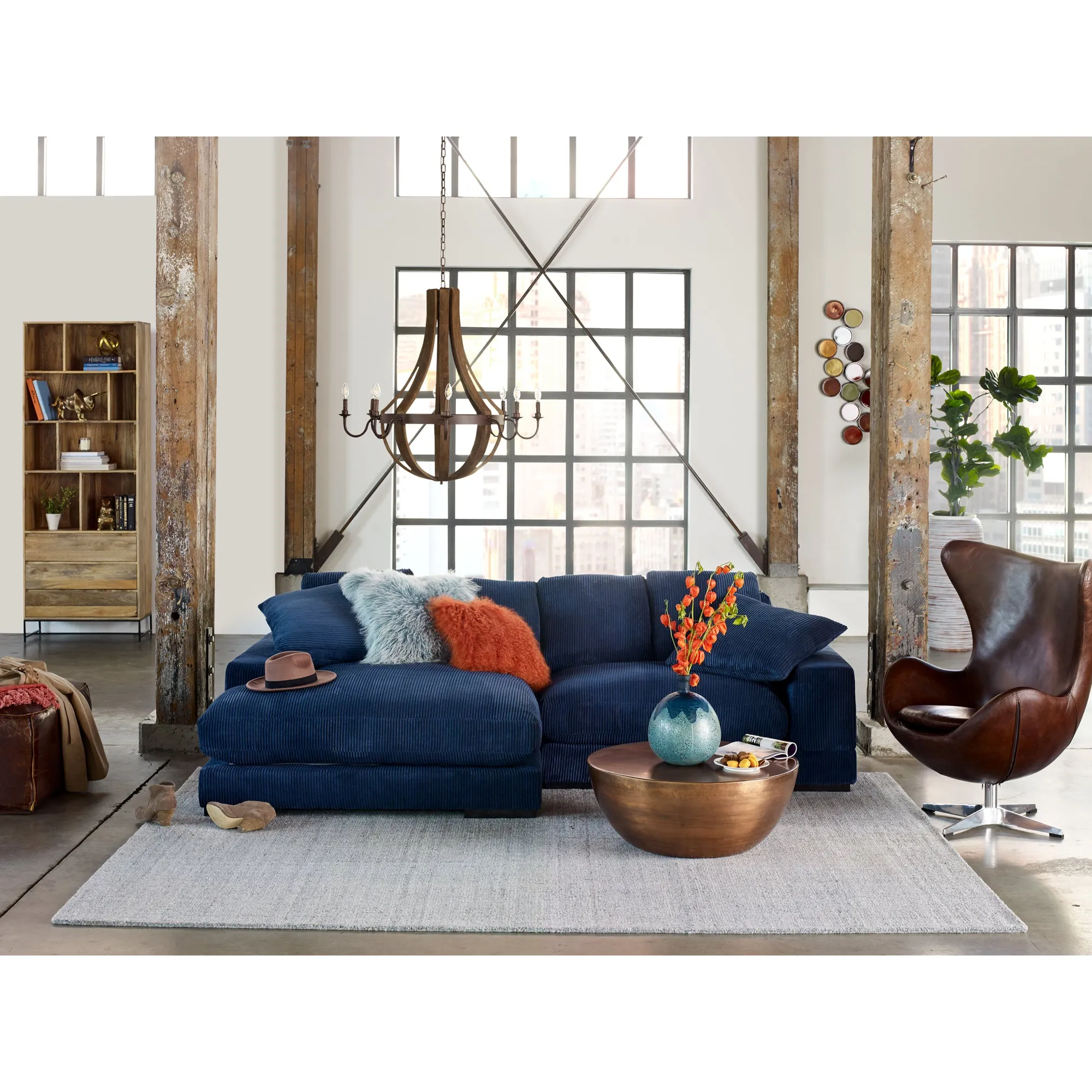 Timeless Leather Multifunctional Lounge Companion