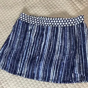 Tommy Bahama Sanibelle Blue Skort - Small - NWOT