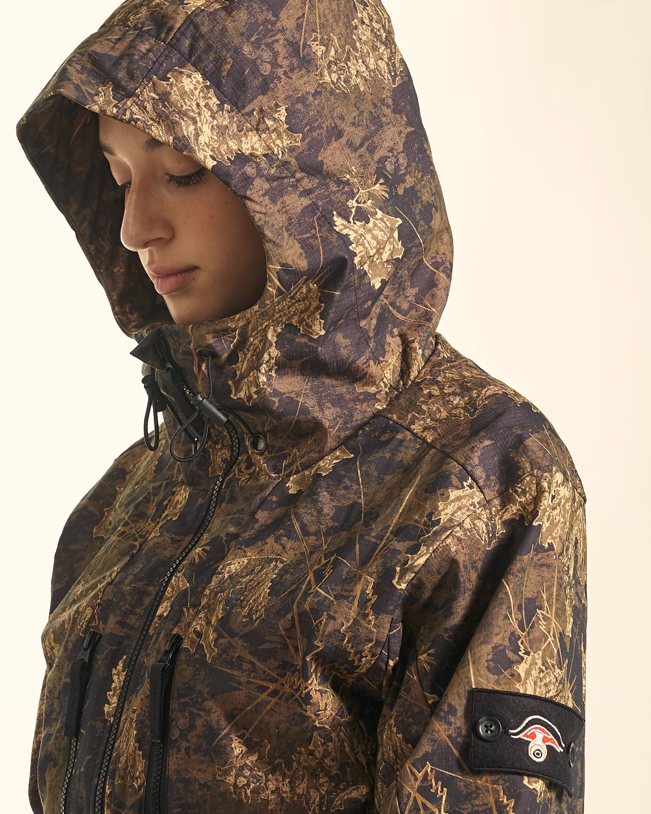 [UNISEX] BANGXGANJI X LOCO MOSQUITO ZIP-UP JACKET (BROWN)