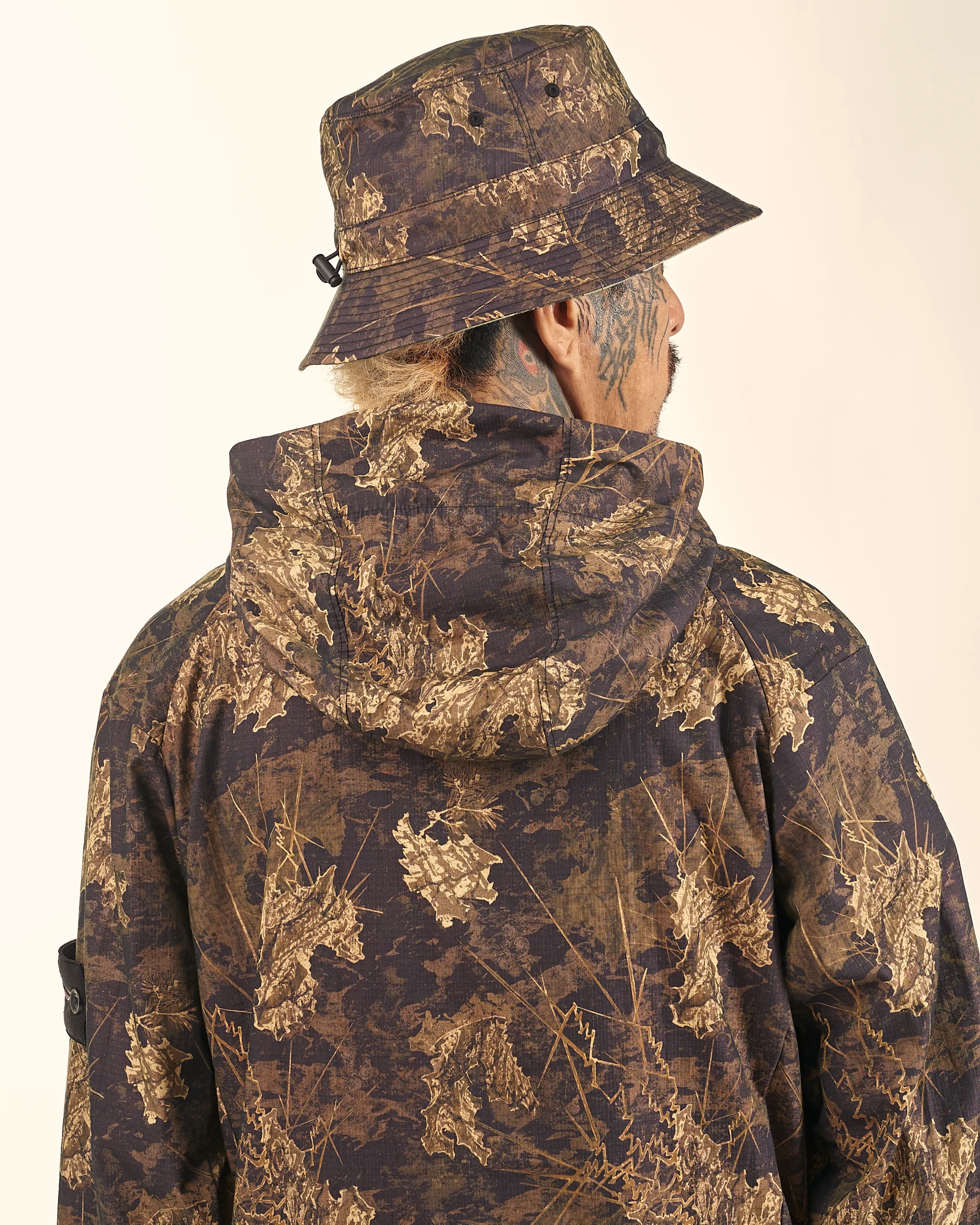 [UNISEX] BANGXGANJI X LOCO MOSQUITO ZIP-UP JACKET (BROWN)
