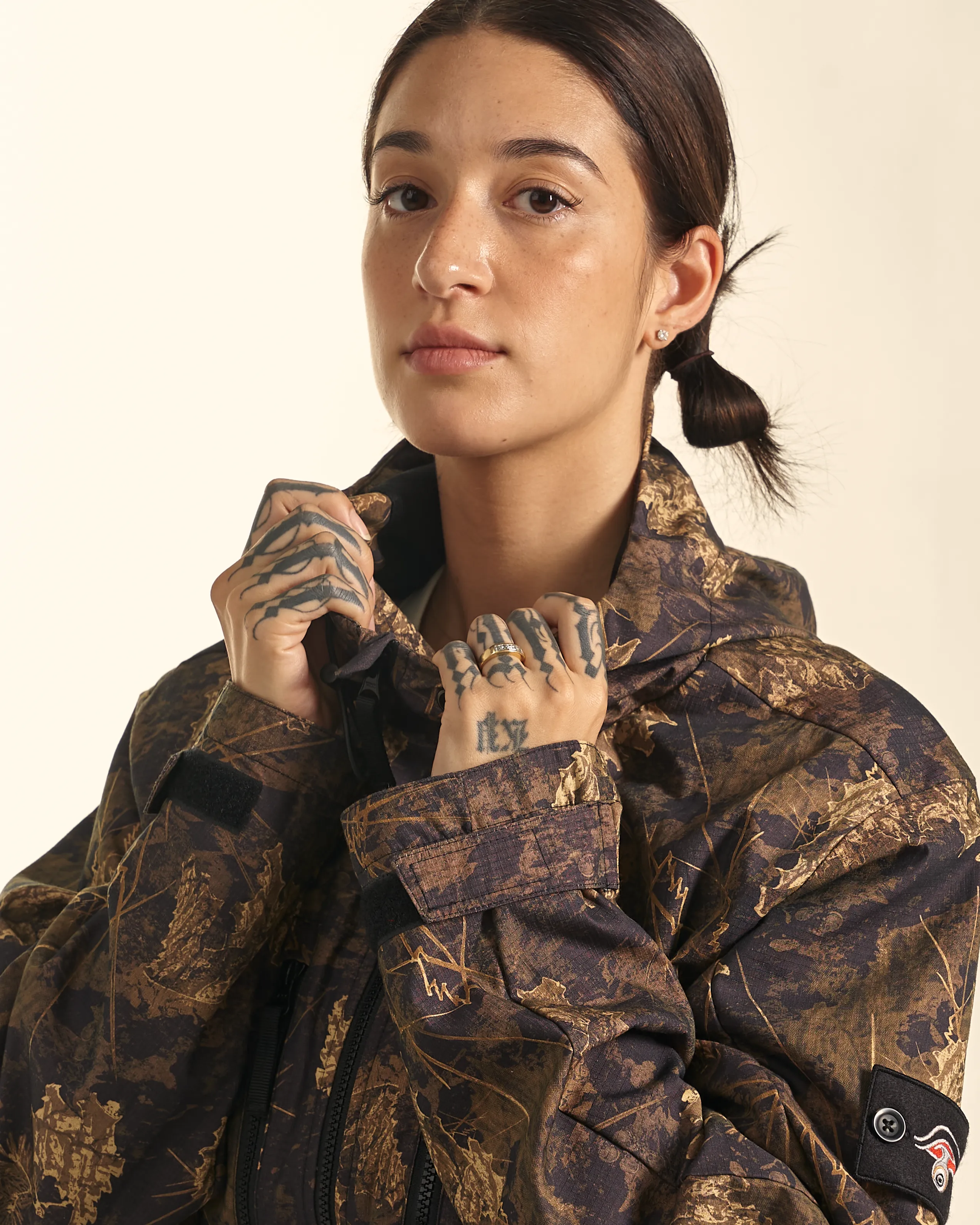 [UNISEX] BANGXGANJI X LOCO MOSQUITO ZIP-UP JACKET (BROWN)