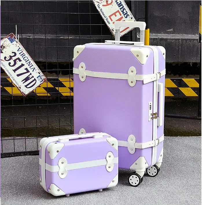 Vintage Rolling Luggage Set (2 Piece Set)